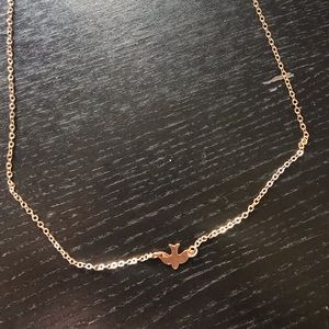 Simple gold chain necklace